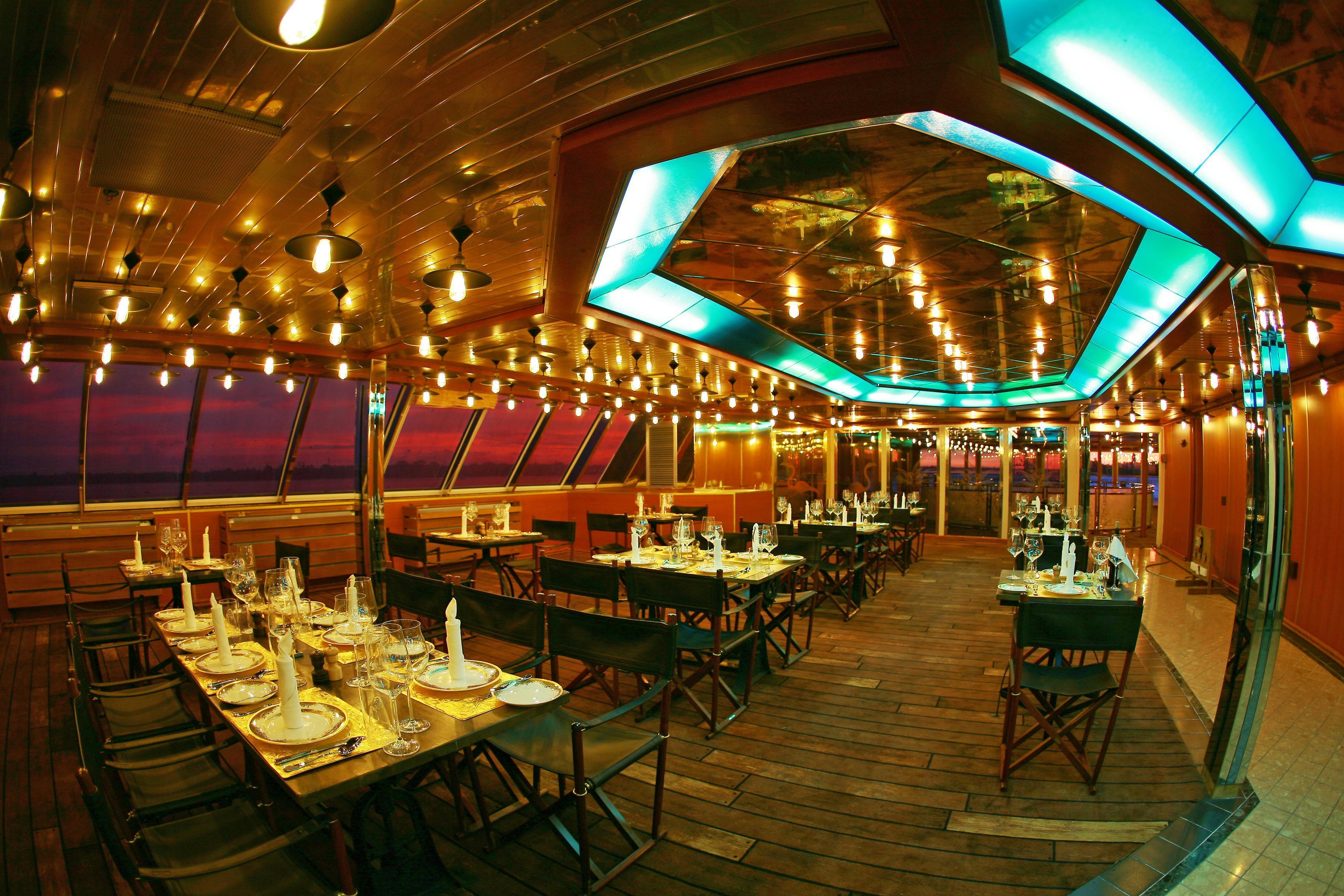 Vintage Luxury Yacht Hotel Yangon Exterior foto