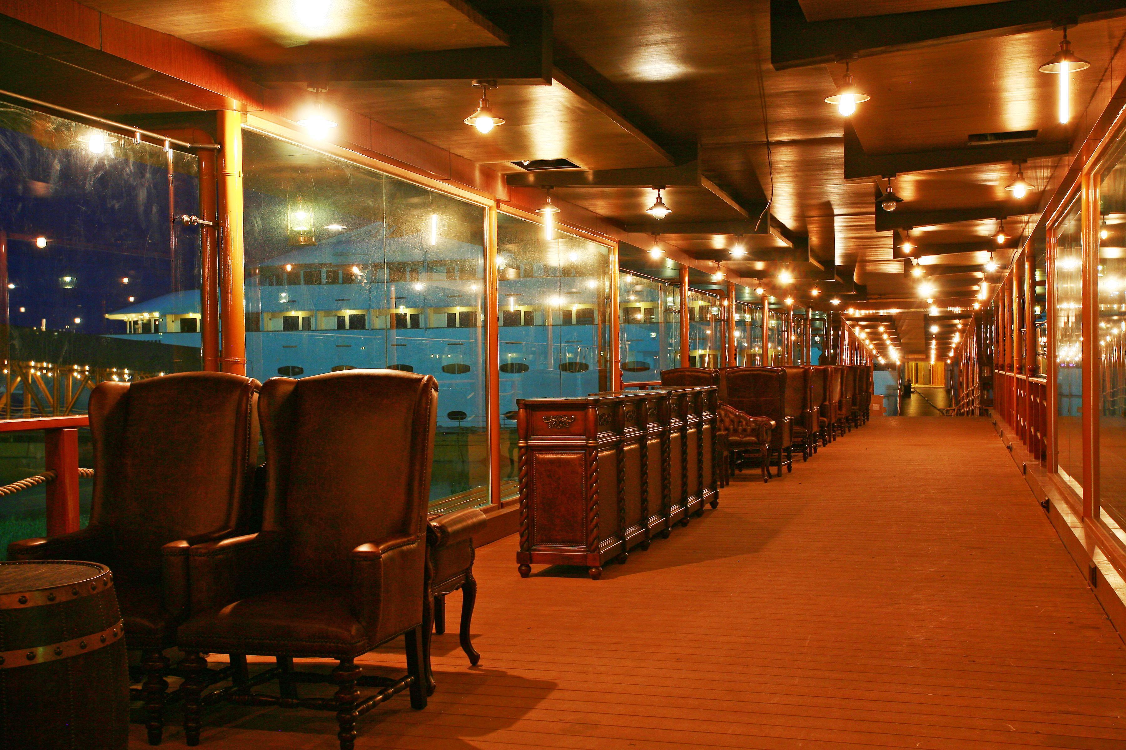 Vintage Luxury Yacht Hotel Yangon Exterior foto